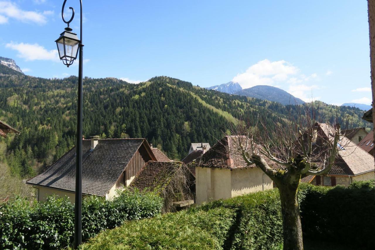 Saint-Pierre-d'Entremont  La Fracelineヴィラ エクステリア 写真